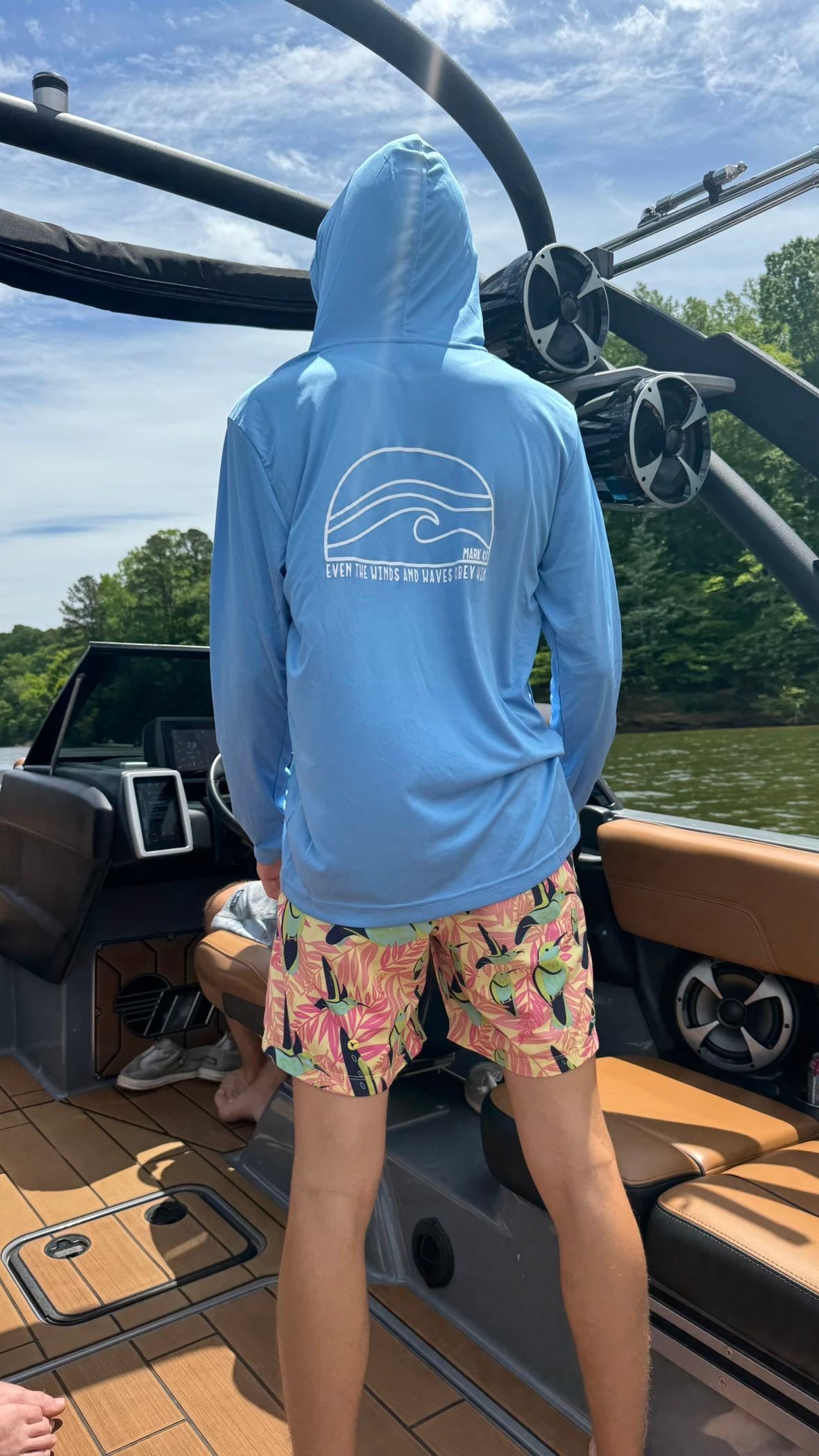 Hooded long sleeve shirt